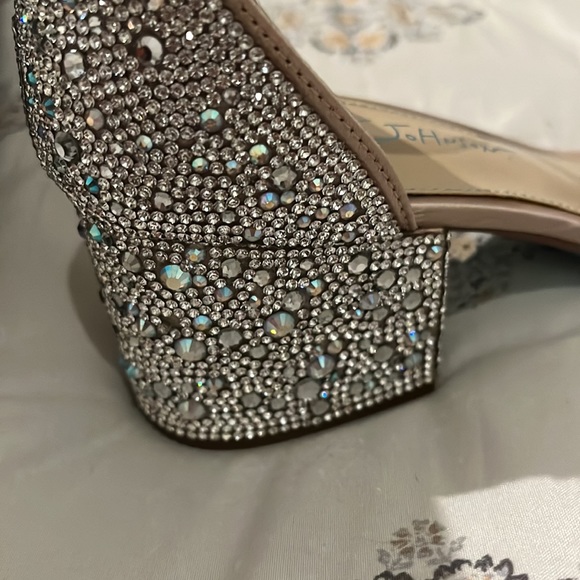 Betsey Johnson NIB 8.5 crystal block heels approx 2.25 inches - never been worn - Picture 6 of 7